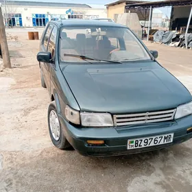 Mitsubishi Chariot 1994