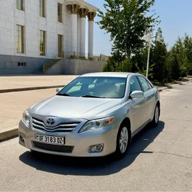Toyota Camry 2011