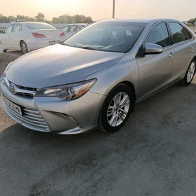 Toyota Camry 2016