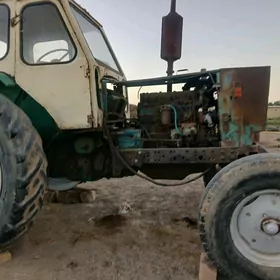 MTZ 80 2000