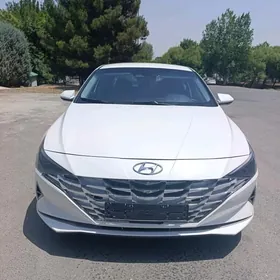 Hyundai Elantra 2021
