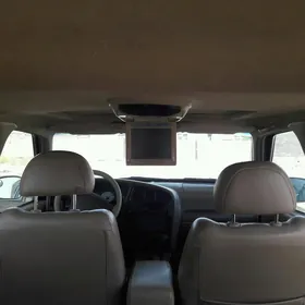 Nissan Pathfinder 2001