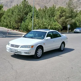 Toyota Camry 1999