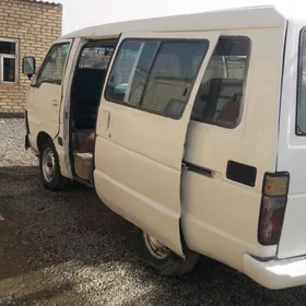 Toyota Hiace 1990