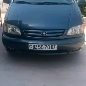 Toyota Sienna 2003