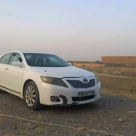 Toyota Camry 2010
