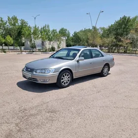 Toyota Camry 1999