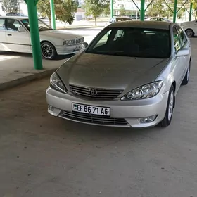 Toyota Camry 2005