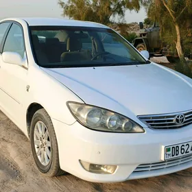 Toyota Camry 2004