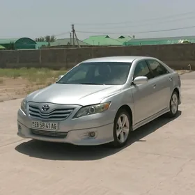Toyota Camry 2010
