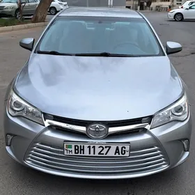 Toyota Camry 2015