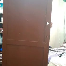 дверь