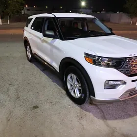 Ford Explorer 2022