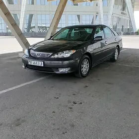 Toyota Camry 2004