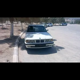BMW 525 1990