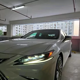 Lexus ES 350 2023