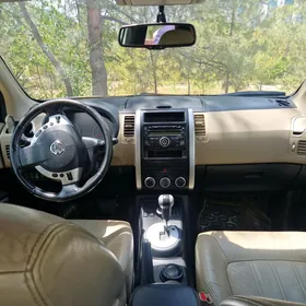 Nissan X-Trail 2013