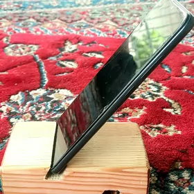 REDMI 8 