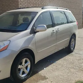 Toyota Sienna 2007