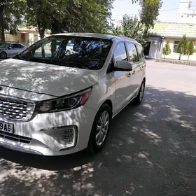 Kia Sedona 2020