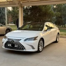 Lexus ES 350 2019