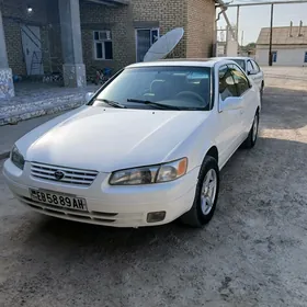 Toyota Camry 1998