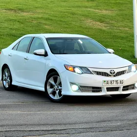 Toyota Camry 2012