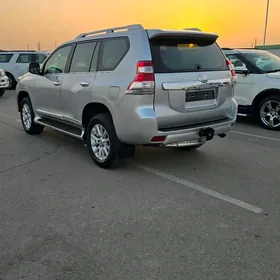 Toyota Land Cruiser Prado 2014