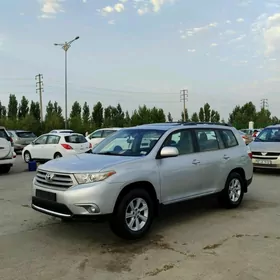 Toyota Highlander 2011