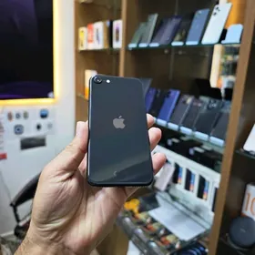 iPhone Se 64gb 77%.