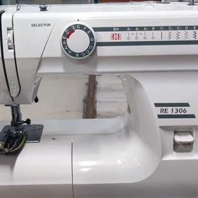Janome RE 1306
