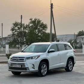 Toyota Highlander 2016