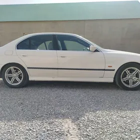 BMW E39 1999