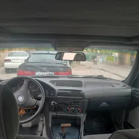 BMW 520 1990