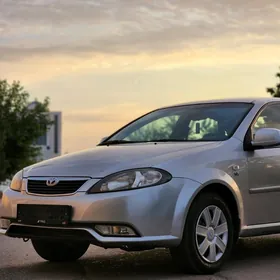 Daewoo Gentra 2014