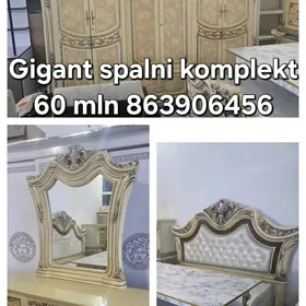 gigant spalni komplekt
