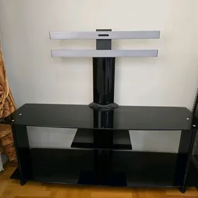 ultimate podstavka TV