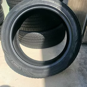 235/45/R18