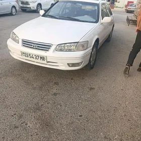 Toyota Camry 1999