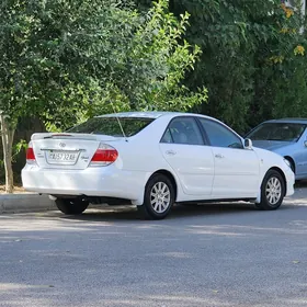 Toyota Camry 2004