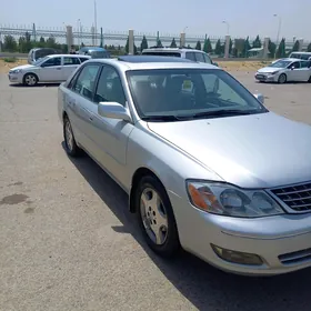 Toyota Avalon 2000