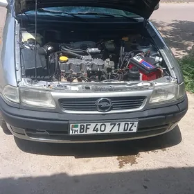Opel Astra 1996
