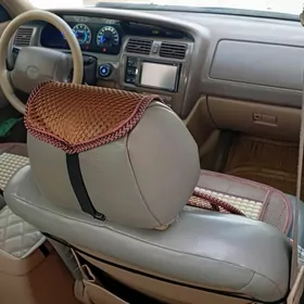Toyota Avalon 1995