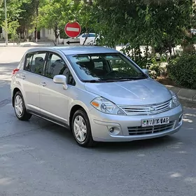 Nissan Versa 2010