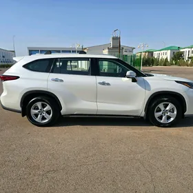 Toyota Highlander 2020
