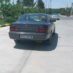 Toyota Camry 1996
