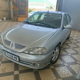 Peugeot 607 2003