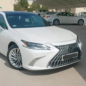 Lexus ES 350 2021