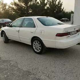 Toyota Camry 1999