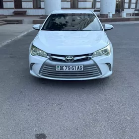Toyota Camry 2016